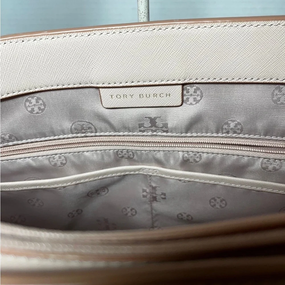 Tory Burch tory burch